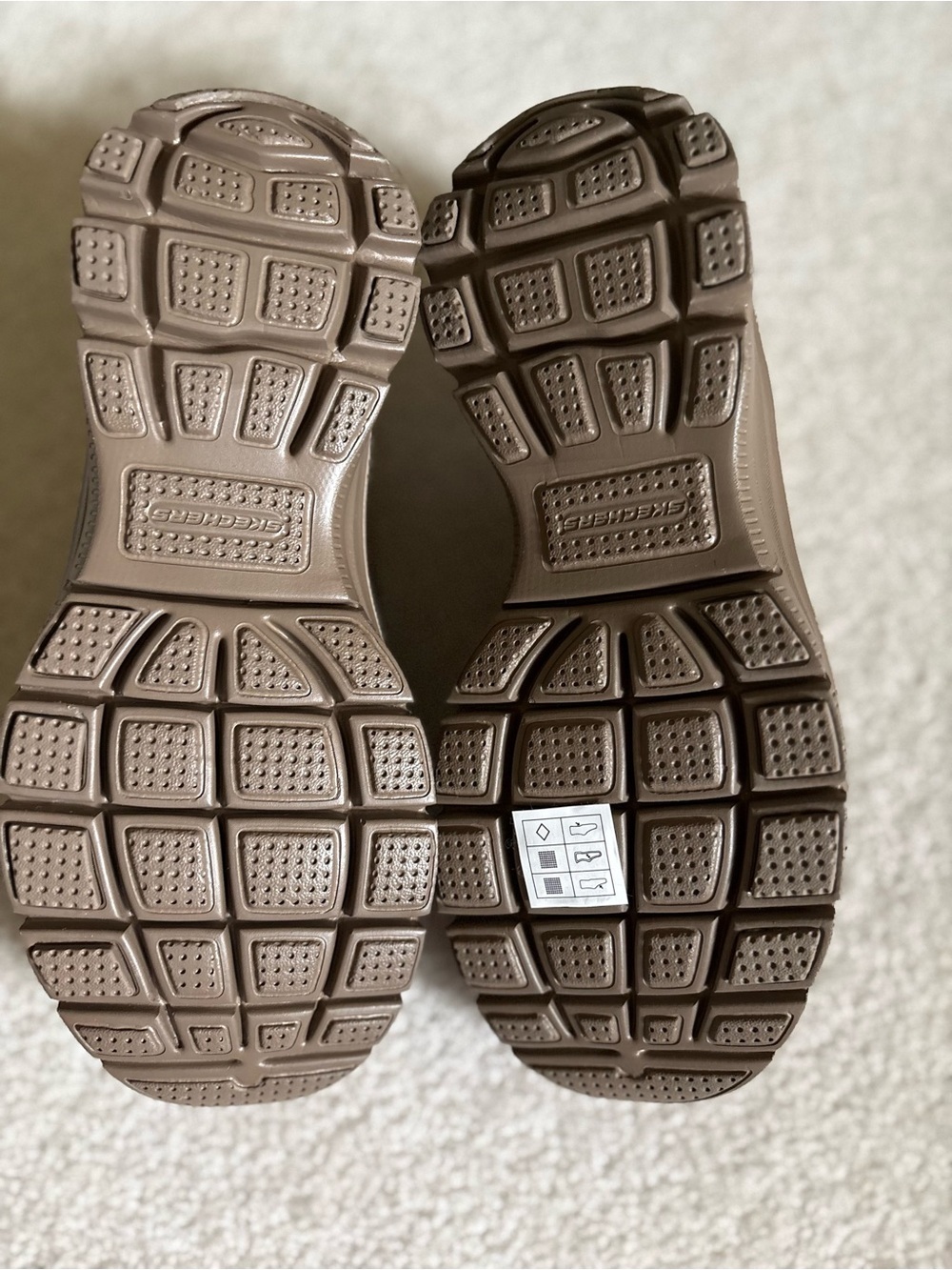 NWT Skechers Women's Relaxed Fit: Easy Going - Buried Ankle Boots Brown US 7.5 - Picture 6 of 9